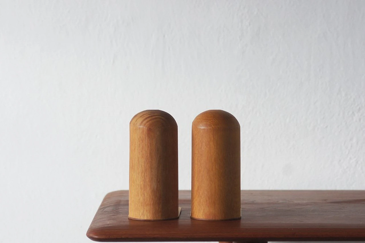 Pair of Mid-Century wooden bookends, 1960s 1