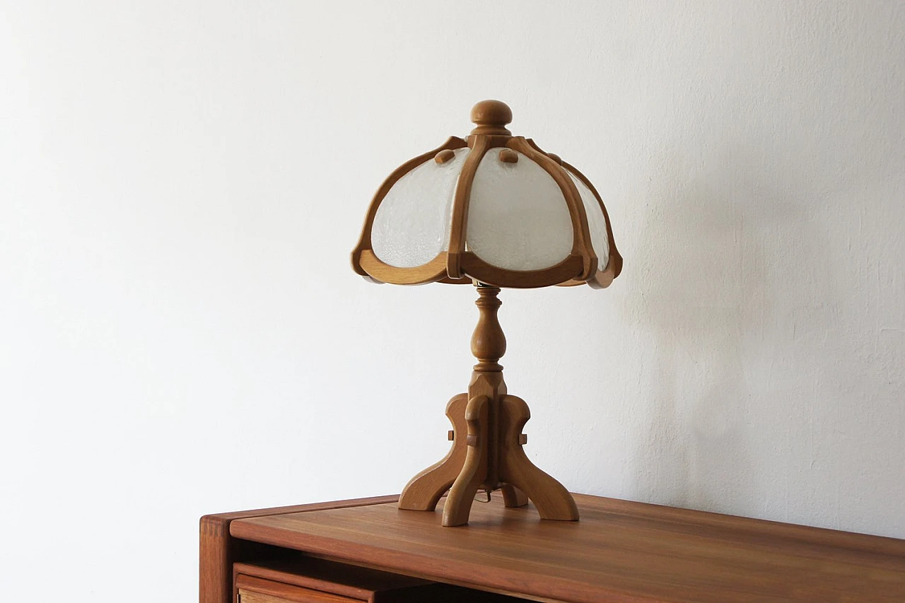 Lampada da tavolo in legno e vetro di Asmuth Leuchten, anni '70 1