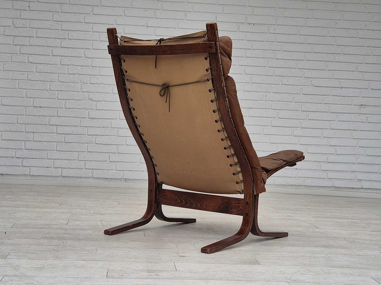 Anni '70, design norvegese di Ingmar Relling, modello "Siesta" per Westnofa 11