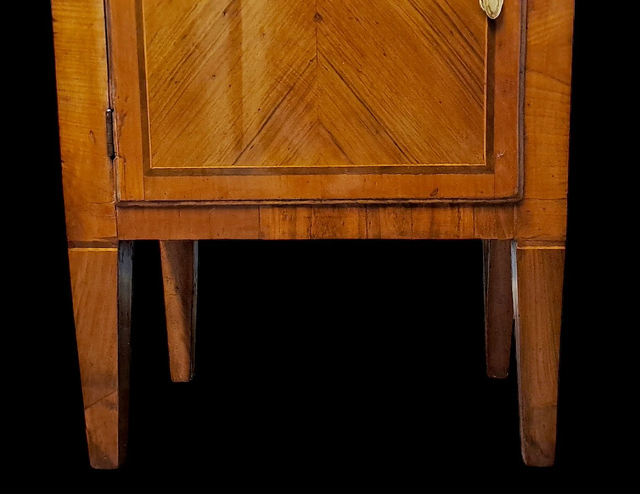 Directory bedside table made in Emilia Italy, 18th/19th century 9