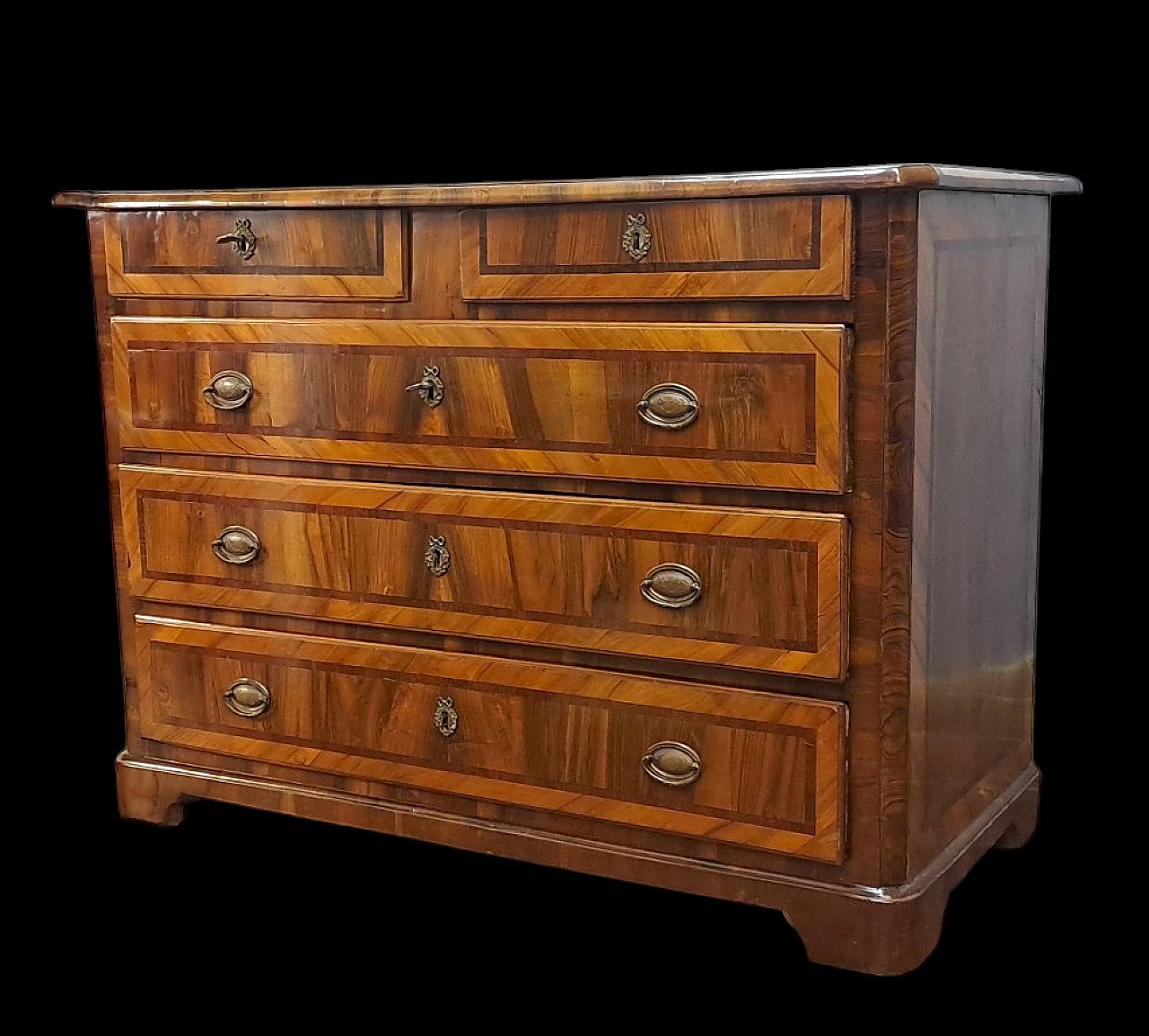 Paneled Chest of drawers made in Veneto Italy, 18th century 2