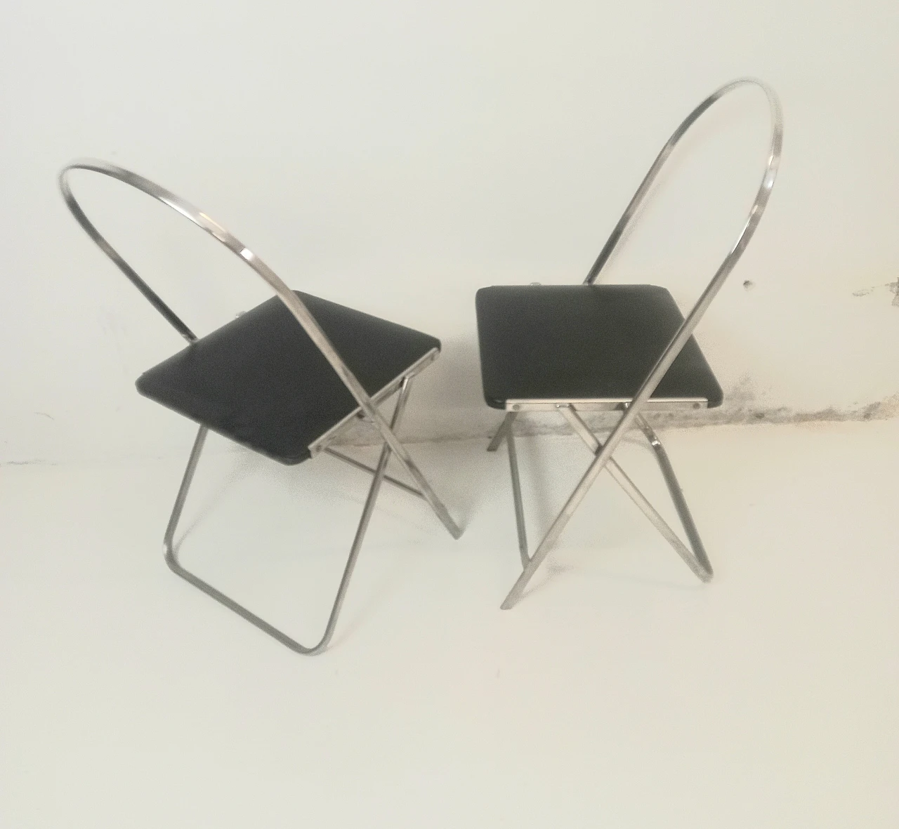 Pair of Aprilina Gae Aulenti chairs 3