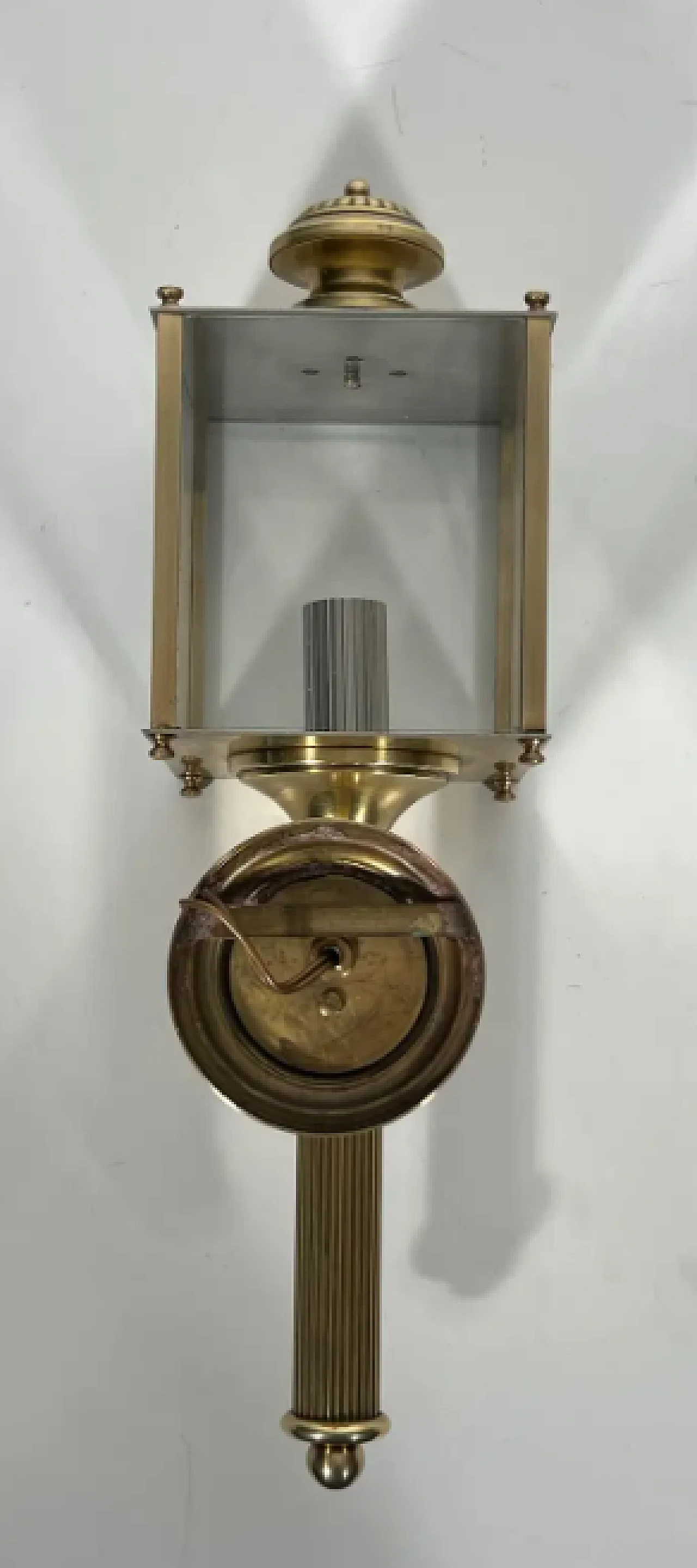 Pair of brass lanterns wall lights by Maison Jansen, 1940s 10