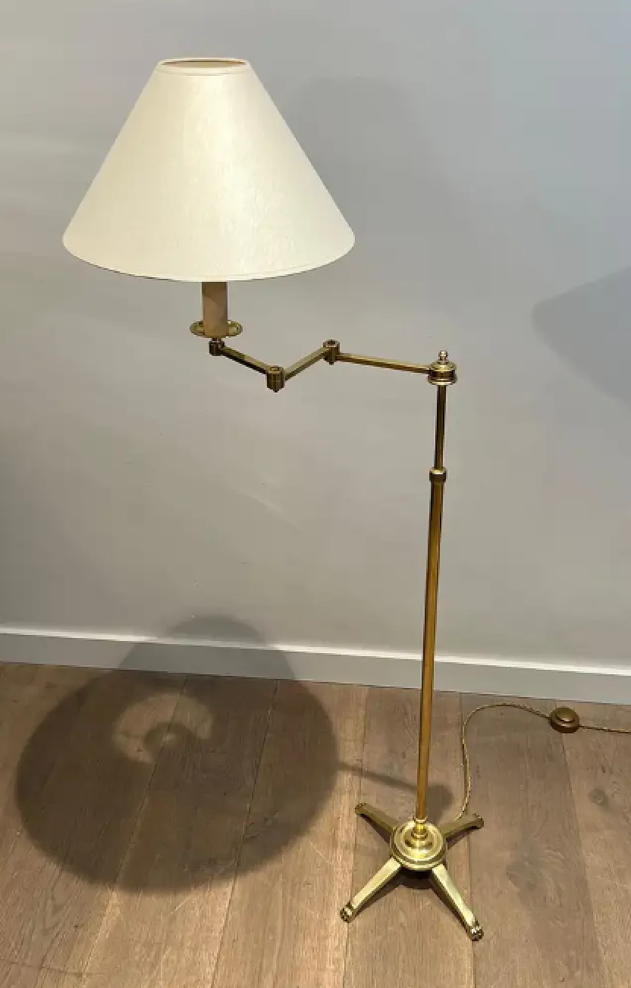 Brass removable reading lamp in the style of Maison Jansen, 1940s 1