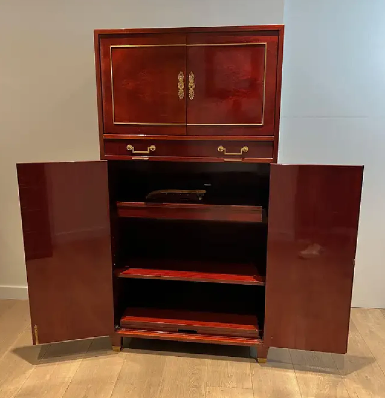 Aldo Tura style flamed mahogany Empire desk, 1970s 5