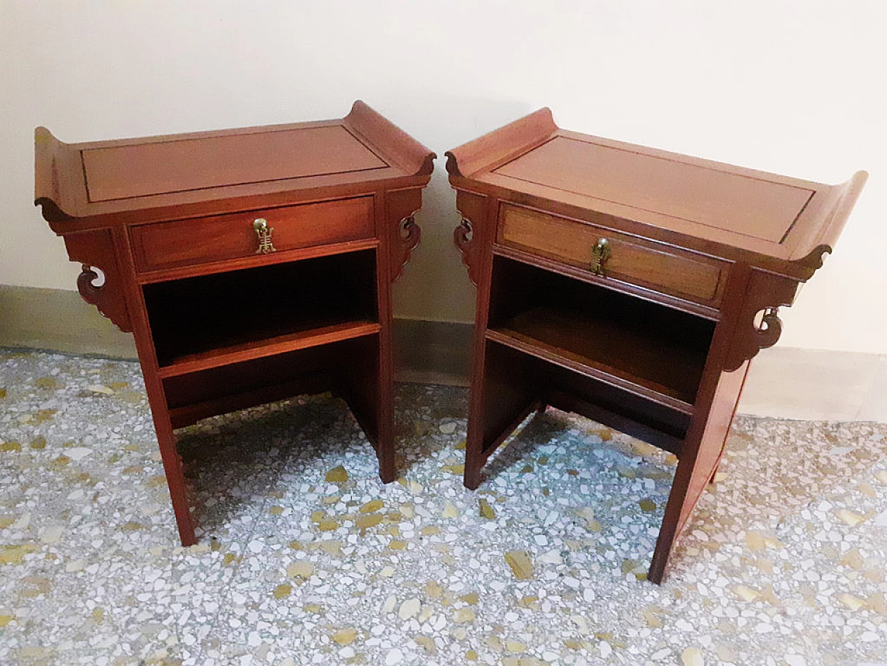 Pair of Chinese bedside tables in Hualiwood Rosewood, 20th century 4