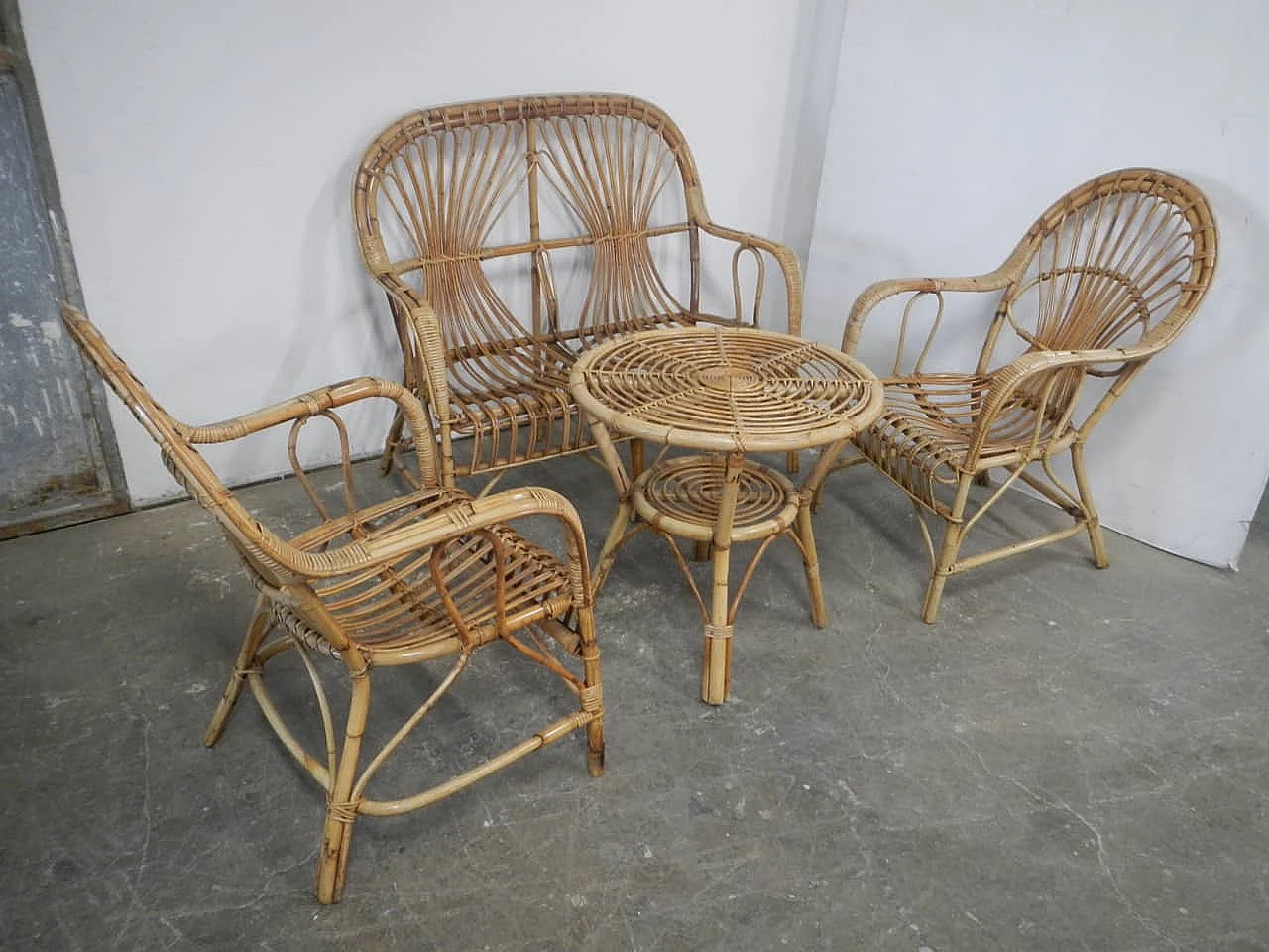 Set da giardino in rattan 1970 11