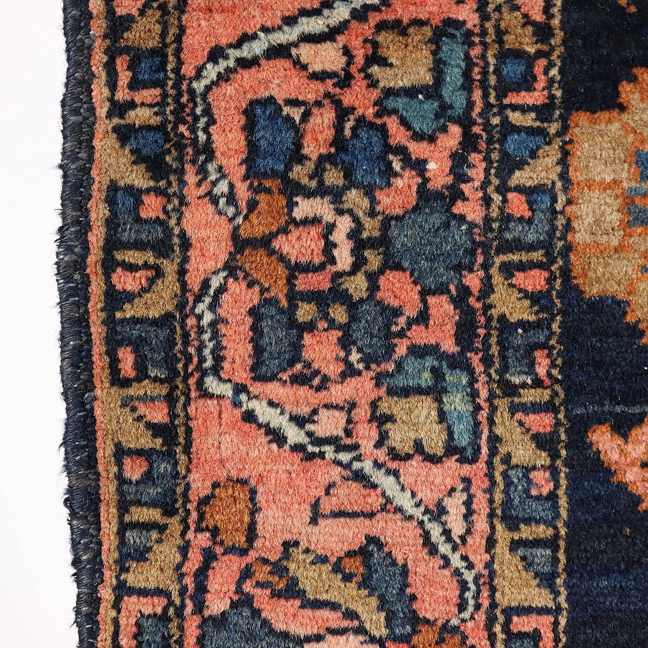 Malayer cotton and wool rug with heavy knot, late 20th century 5