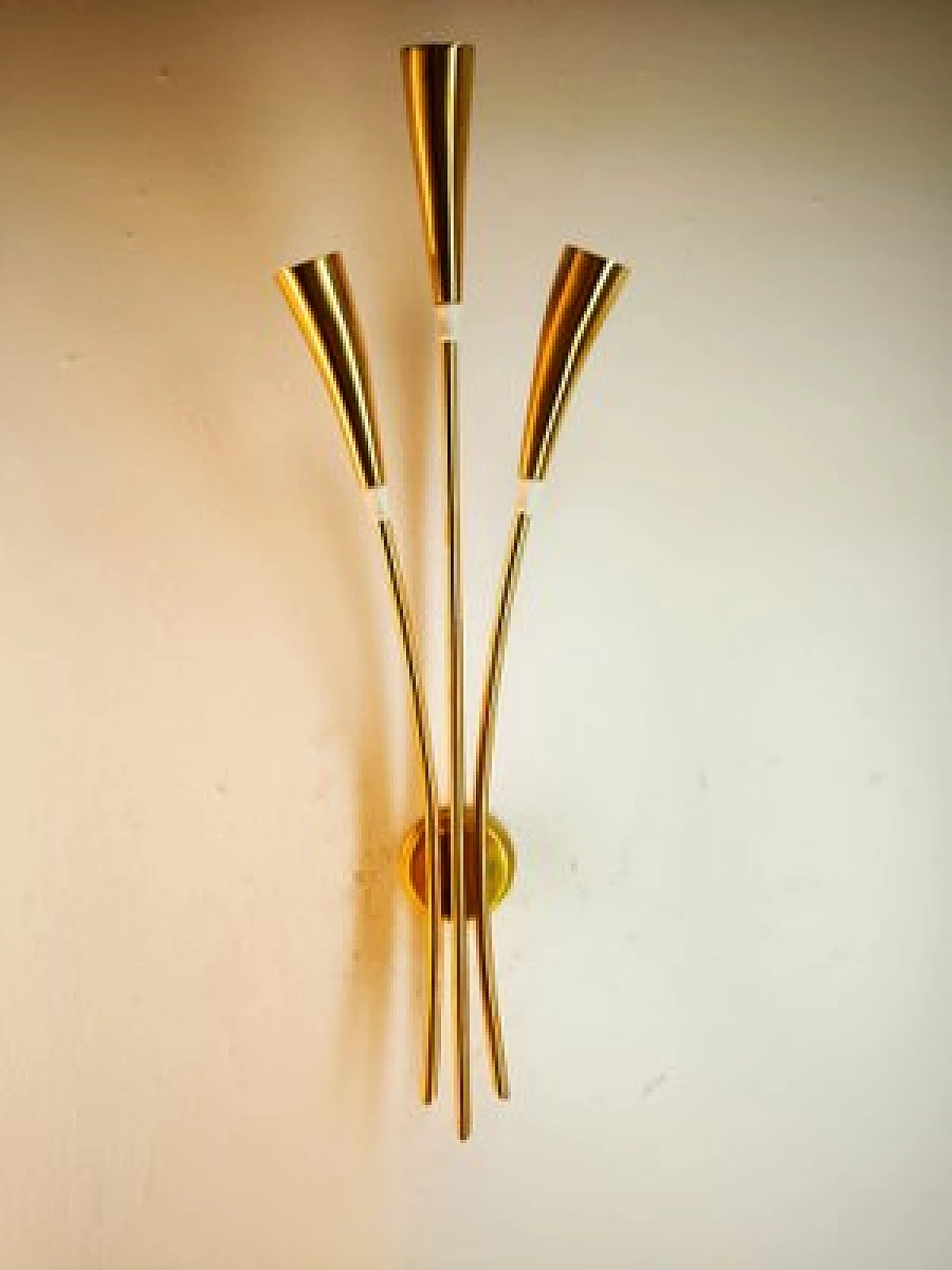 Brass wall light by Oscar Torlasco, 1950s 8