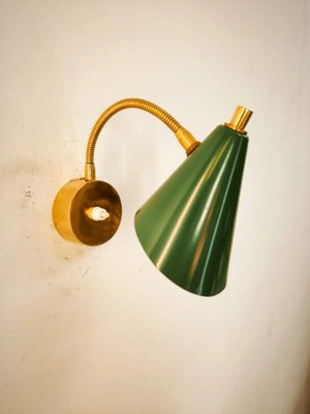 Detachable wall lamp with switch, 1960s 2