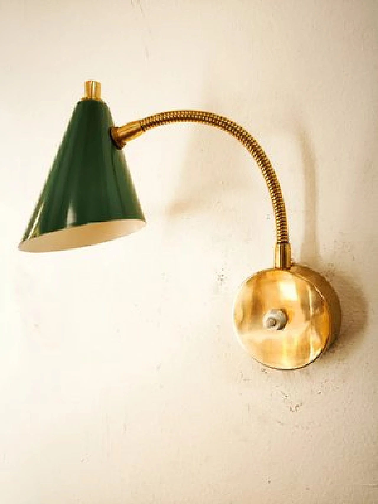 Detachable wall lamp with switch, 1960s 3