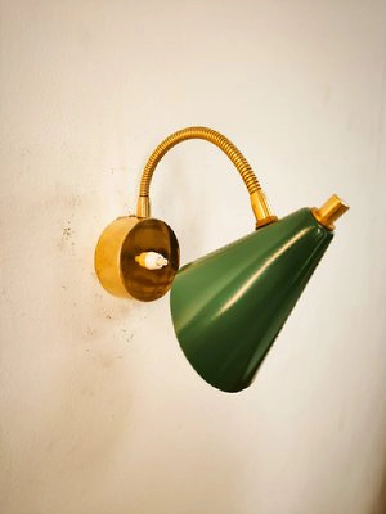 Detachable wall lamp with switch, 1960s 12