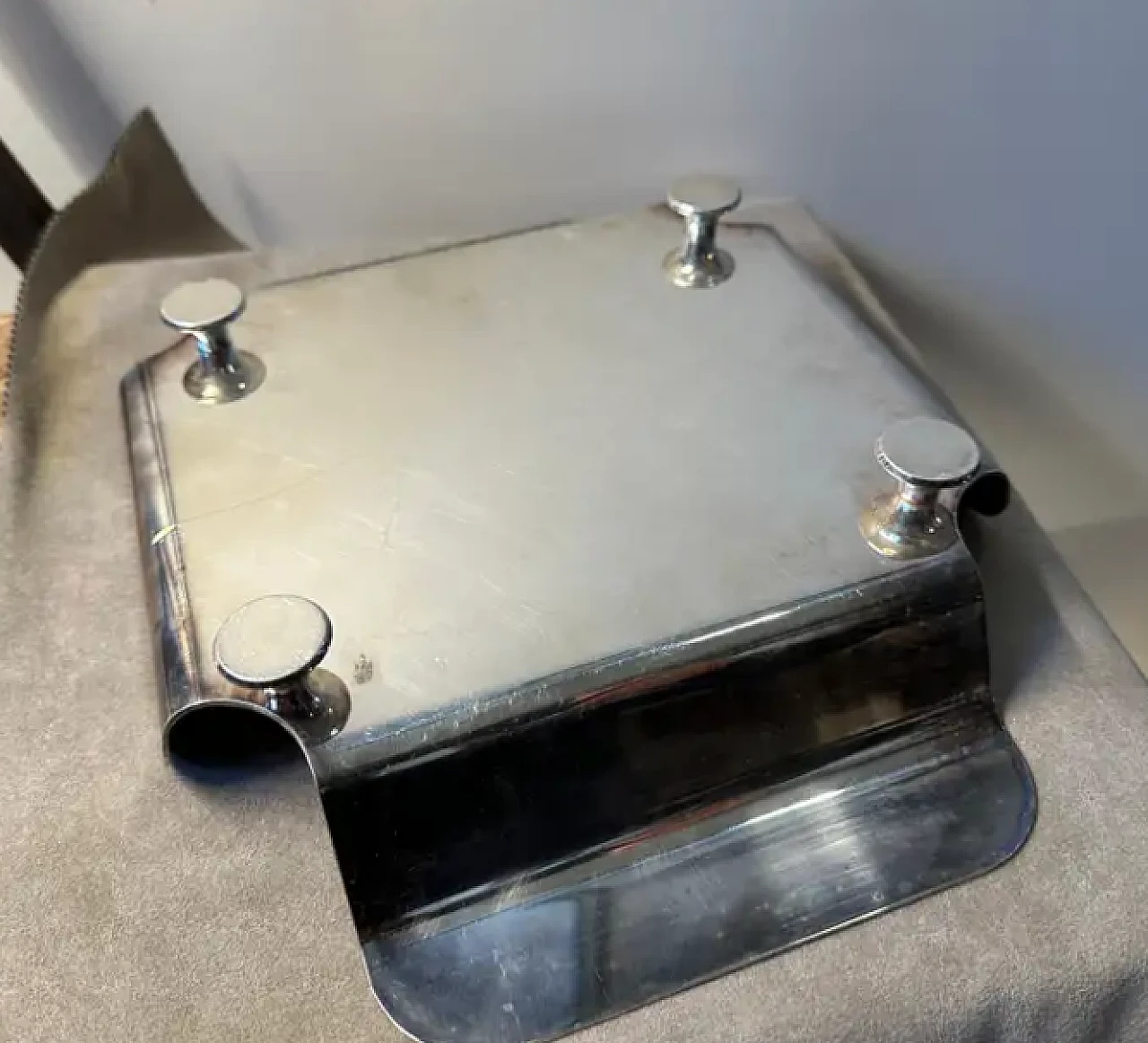 Sabatini style silver-plated table napkin holder, 1980s 5