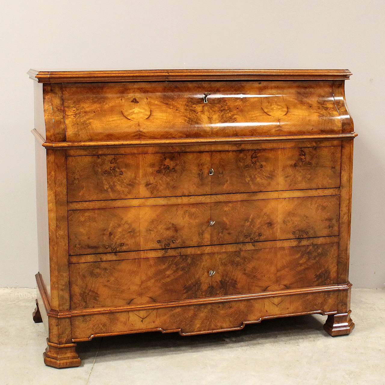 Louis Philippe flap chest of drawers in solid walnut, 19th century 1