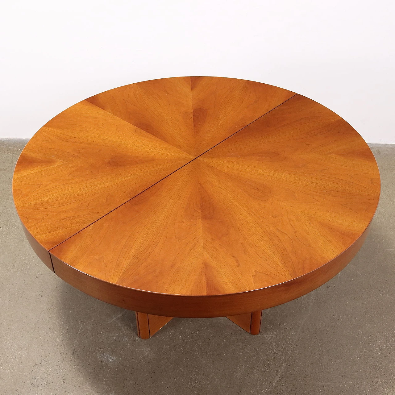 Extendible round table by Tito Agnoli for Molteni, 1970s 7