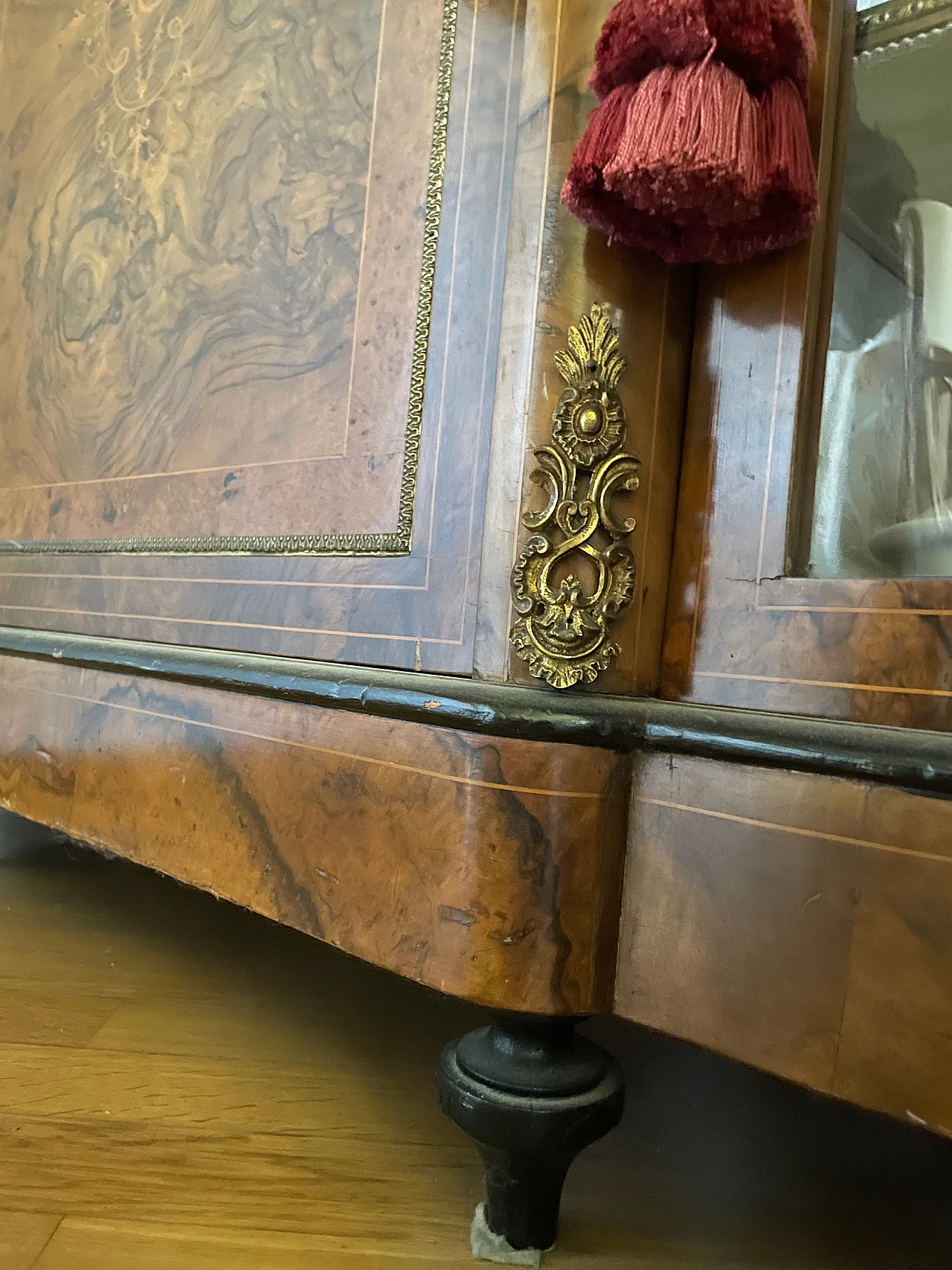 Credenza in radica di noce, primo '900 9