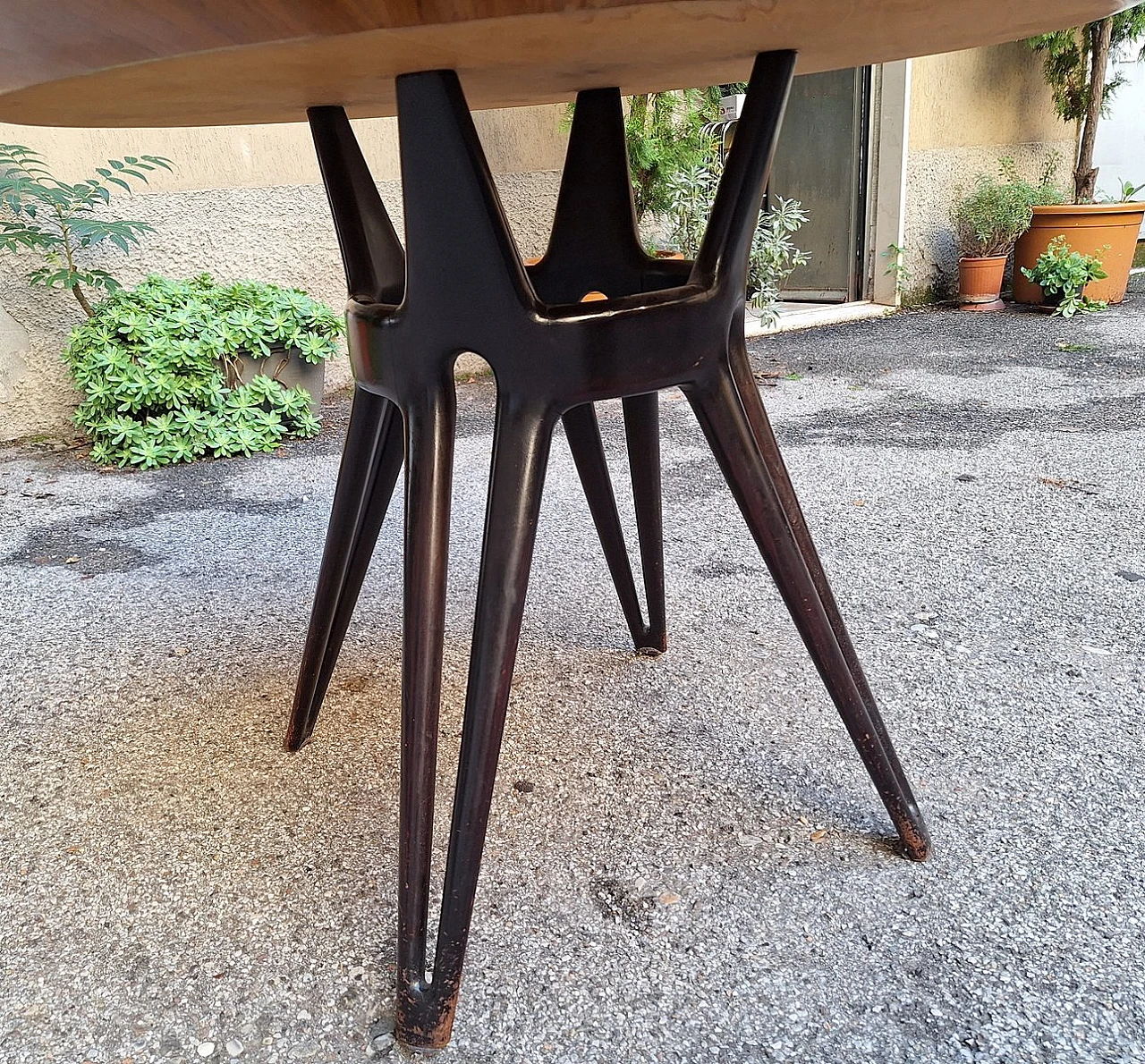 Dining table with round segmented top in mahogany by Ico Parisi, 1950s 5