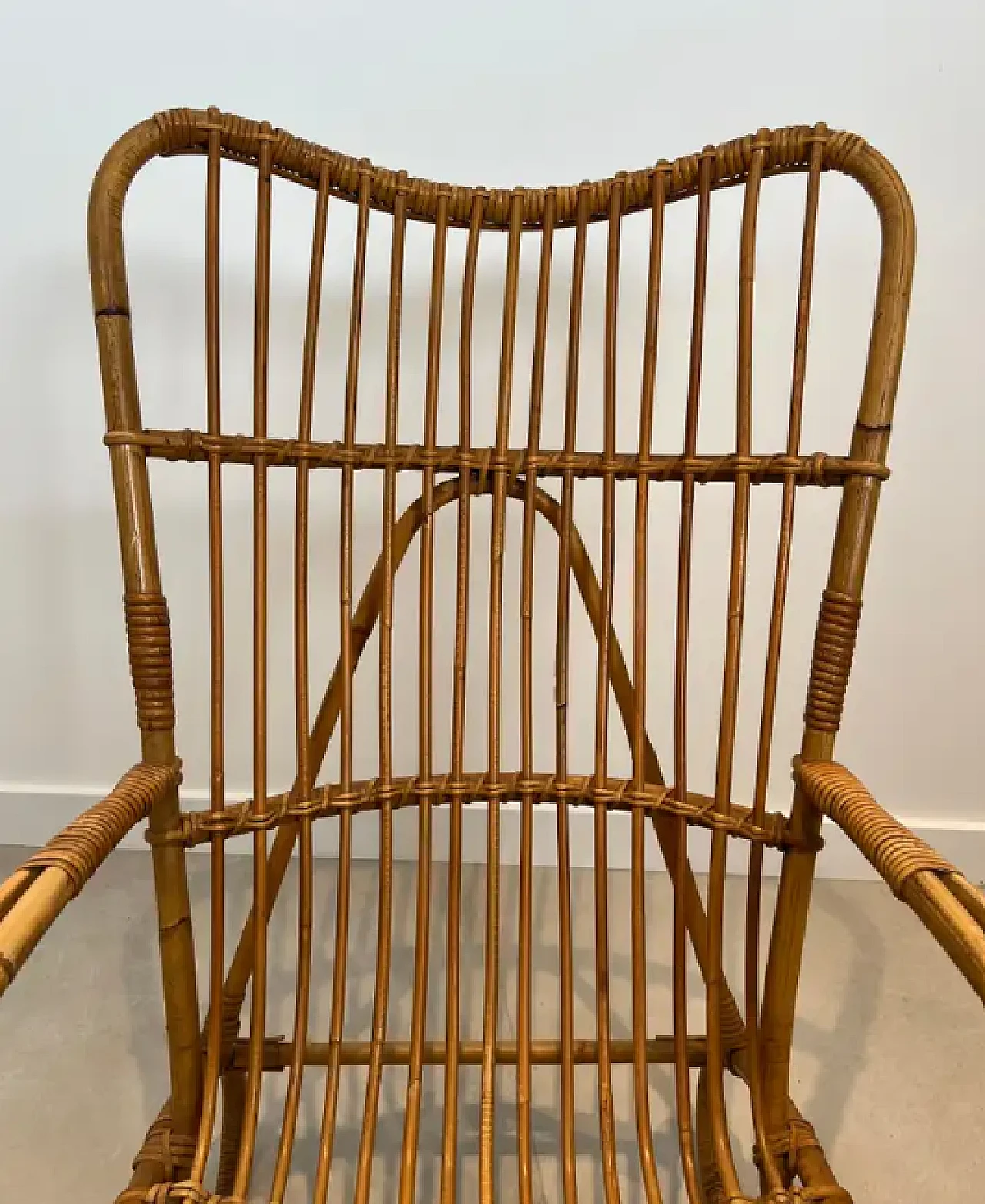 Pair of designer rattan high armchairs, 1950s 9