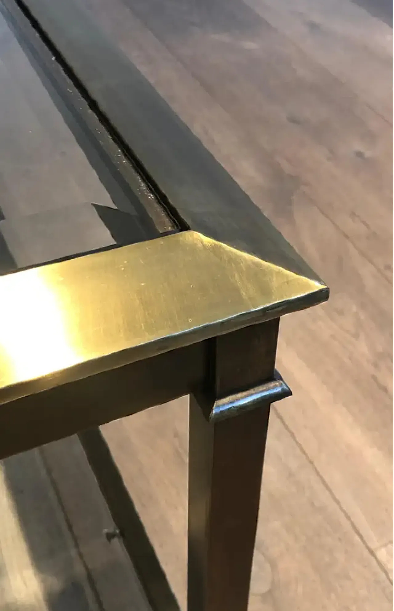 Large square coffee table in gold-patinated steel, 1970s 10