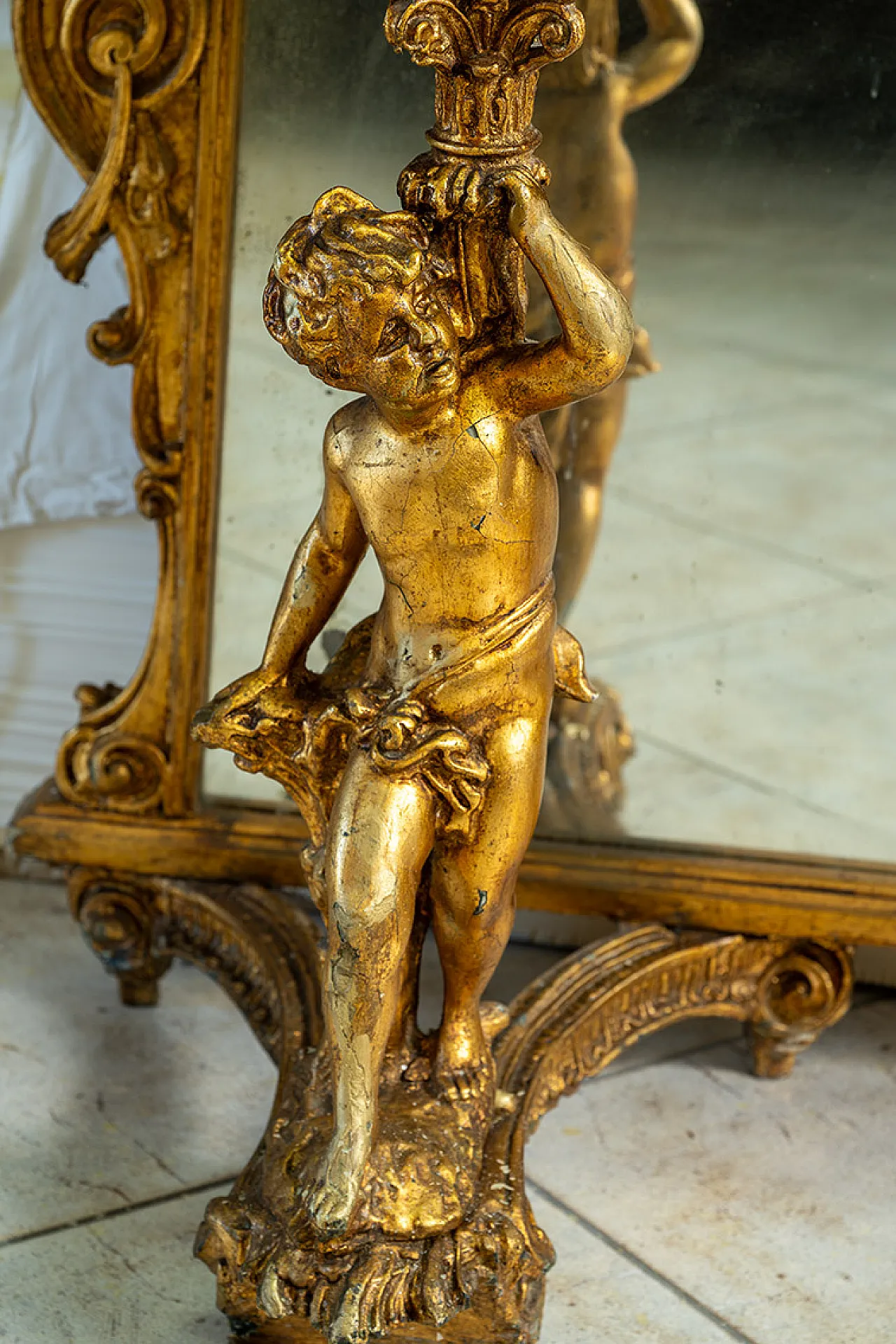 Console with gilded mirror, end 20th century 3