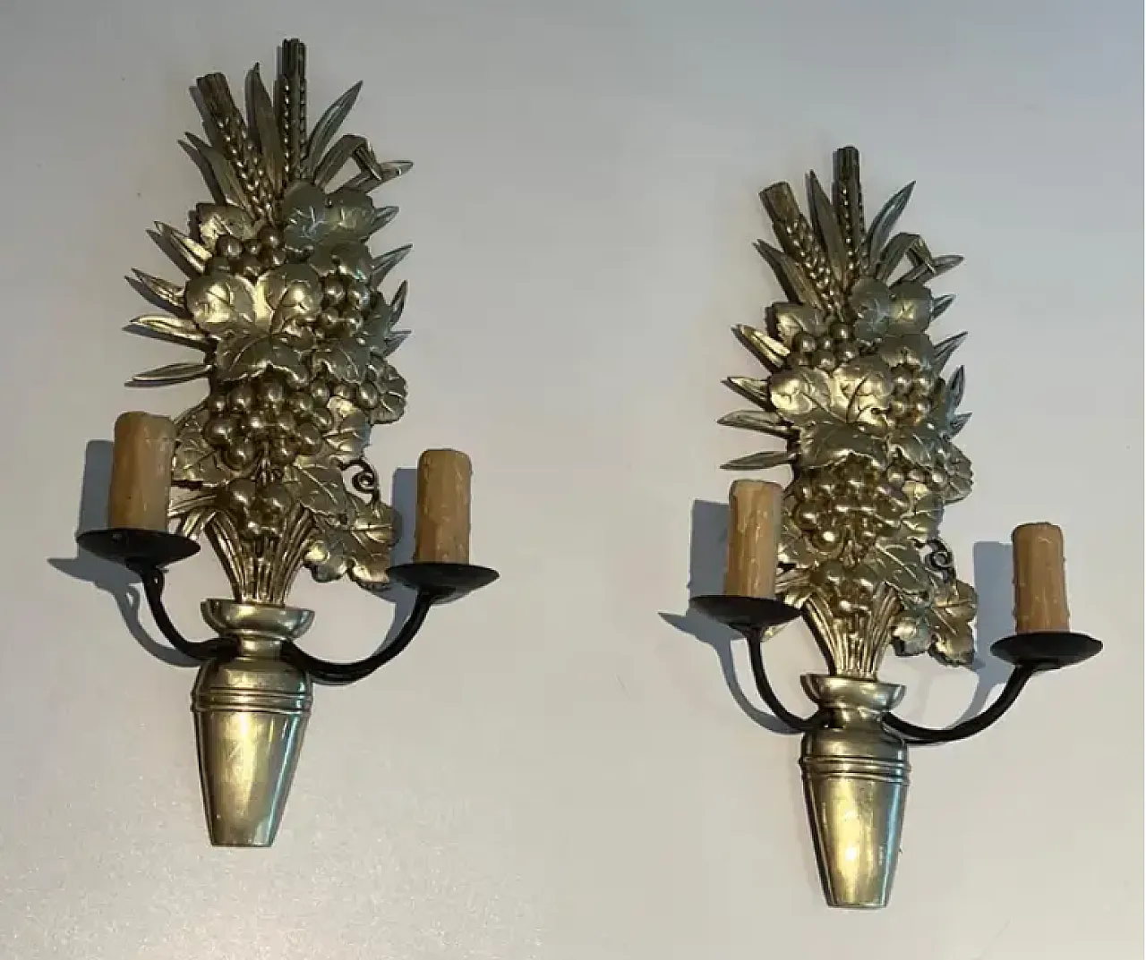 Pair of bronze and wrought iron wall sconces, 1970s 2