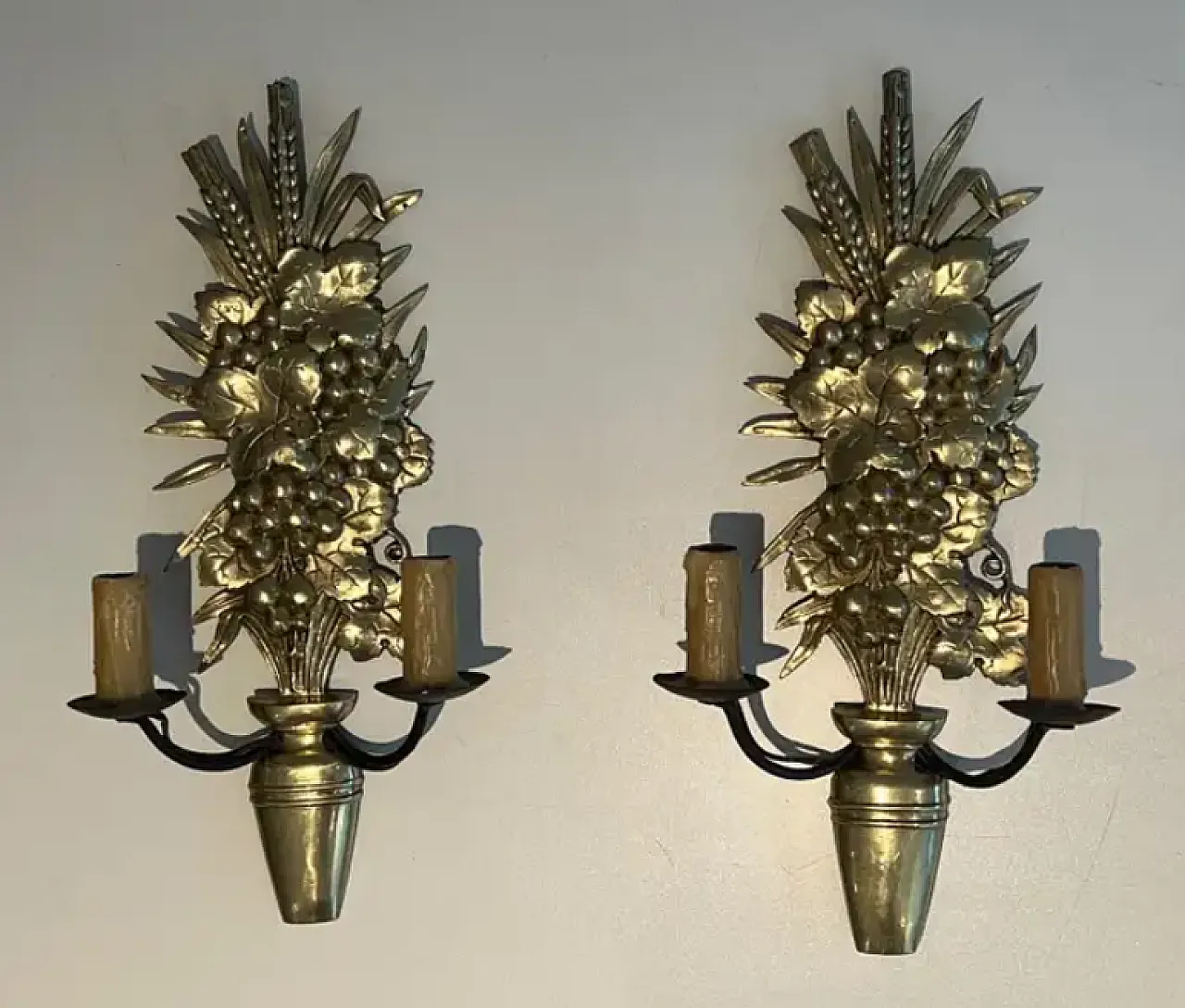 Pair of bronze and wrought iron wall sconces, 1970s 3