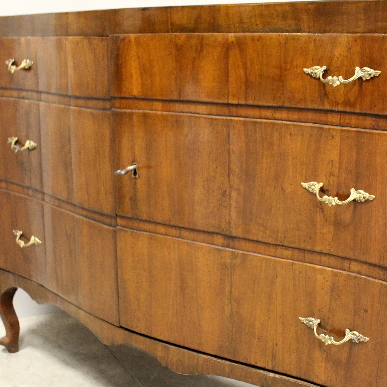 Credenza a finto comò Luigi XV in noce, '700 6