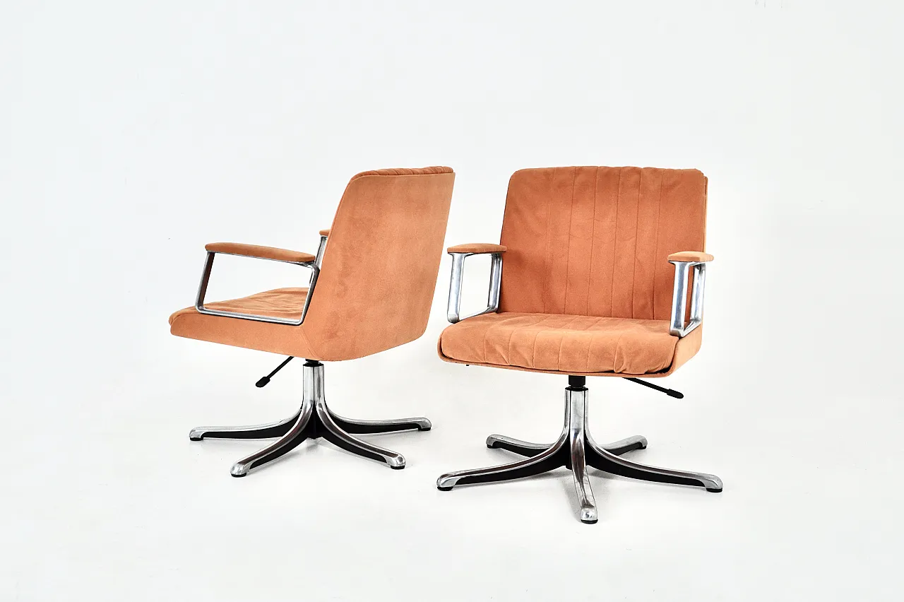 P126 Office Chairs by Osvaldo Borsani for Tecno, 1970s, set of 2 1