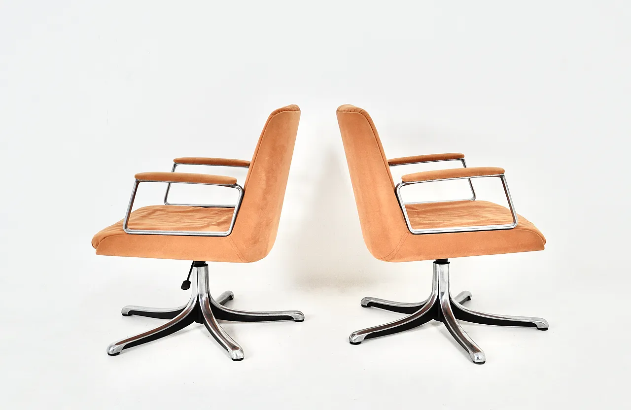 P126 Office Chairs by Osvaldo Borsani for Tecno, 1970s, set of 2 6