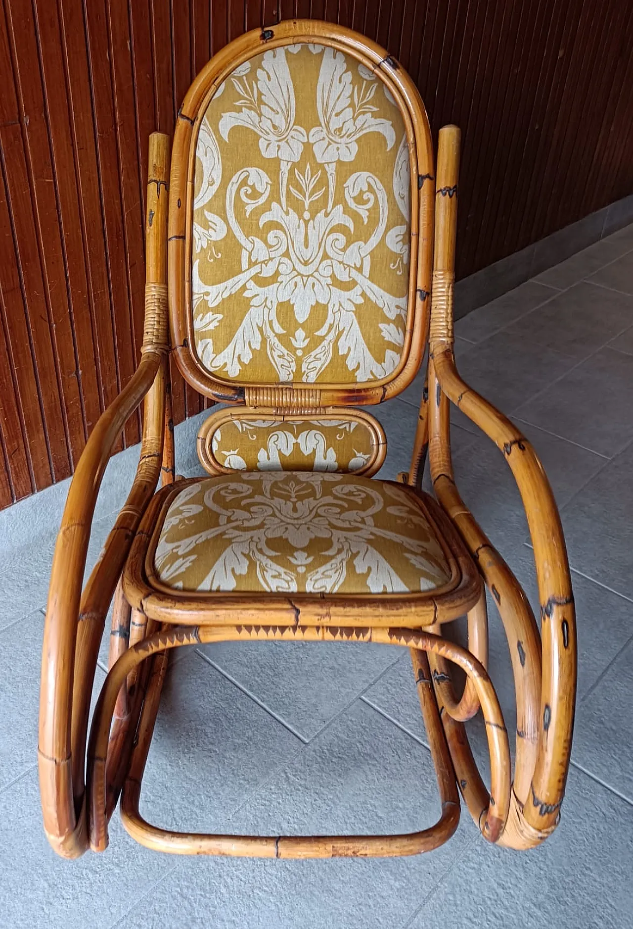 Bamboo padded rocking chair with yellow and white damask fabric, 1980s 3