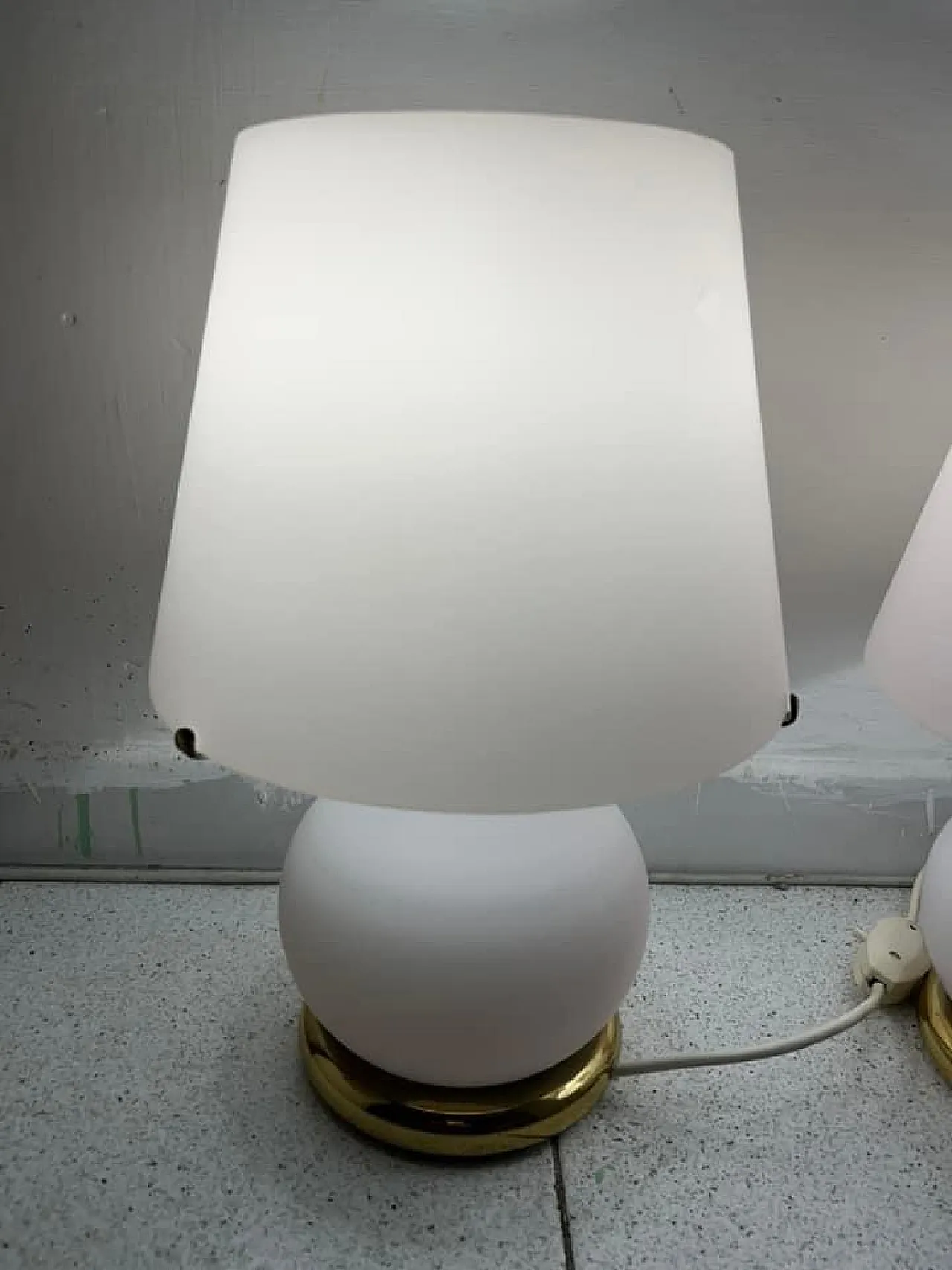 Pair of lamps 4