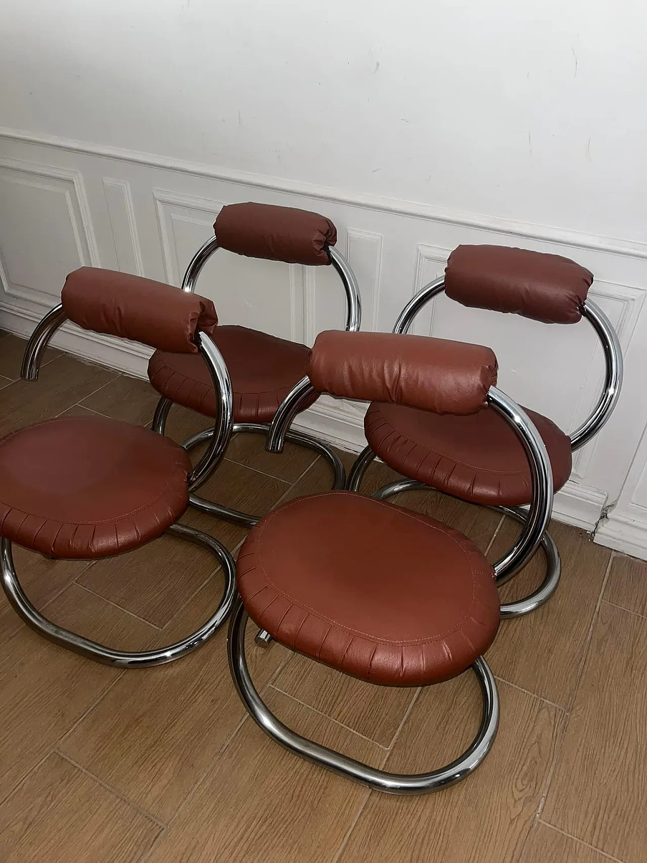 Cobra model chairs by Giotto Stoppino, 70s 1