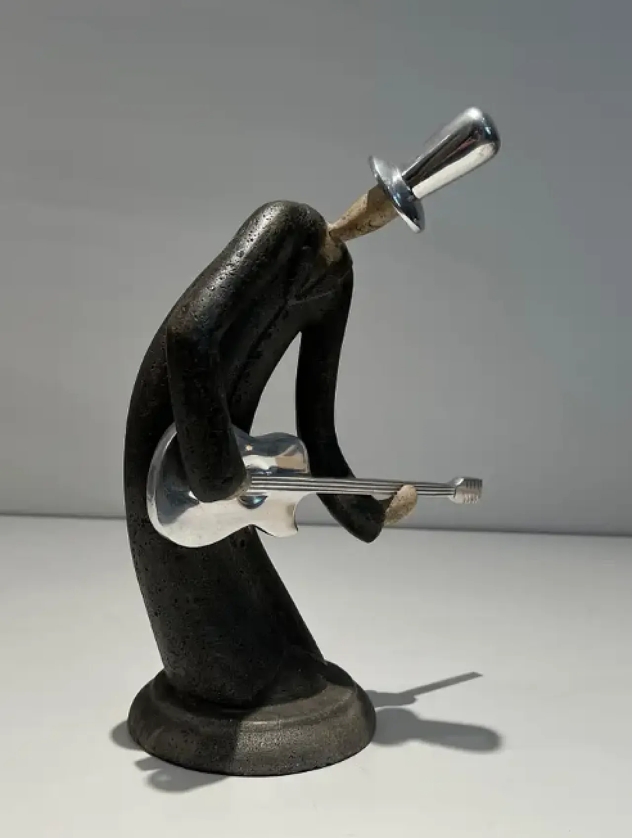 Sculpture of a guitarist in chrome and steel, 1970s 3