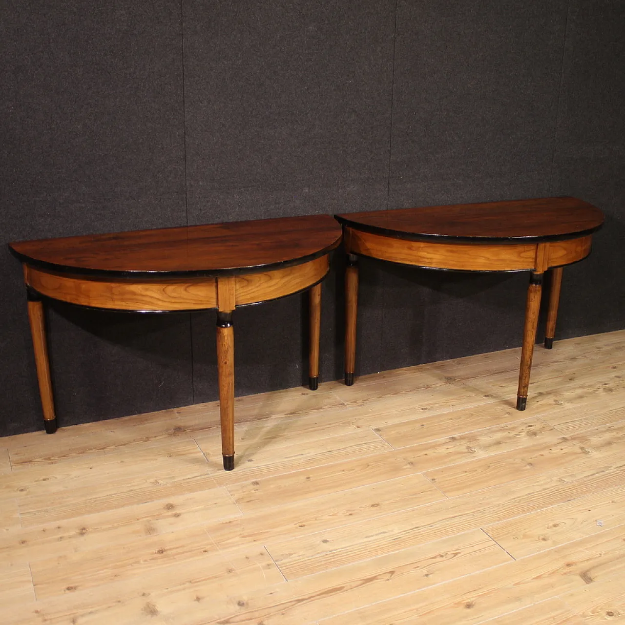 2 Biedermeier style consoles joined in extendable table, 20th century 3