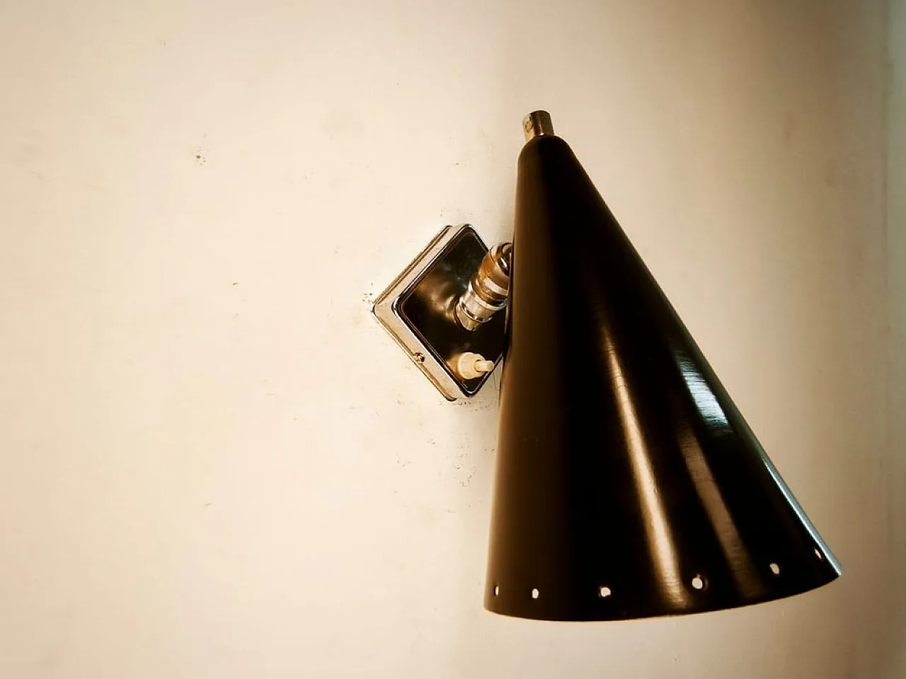 Wall light with adjustable joint and switch on base, 1960s 18