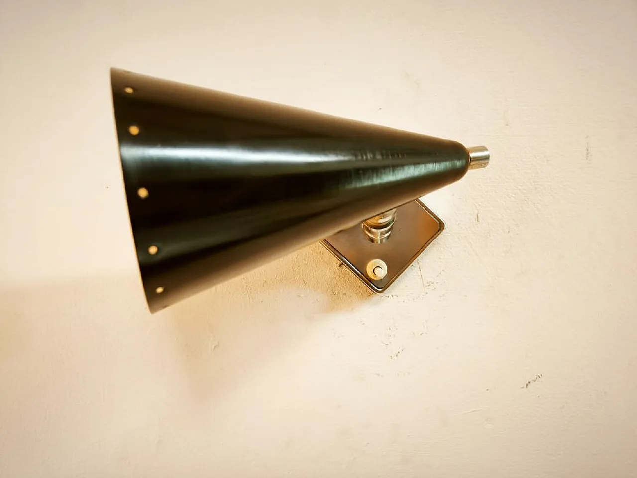 Wall light with adjustable joint and switch on base, 1960s 28