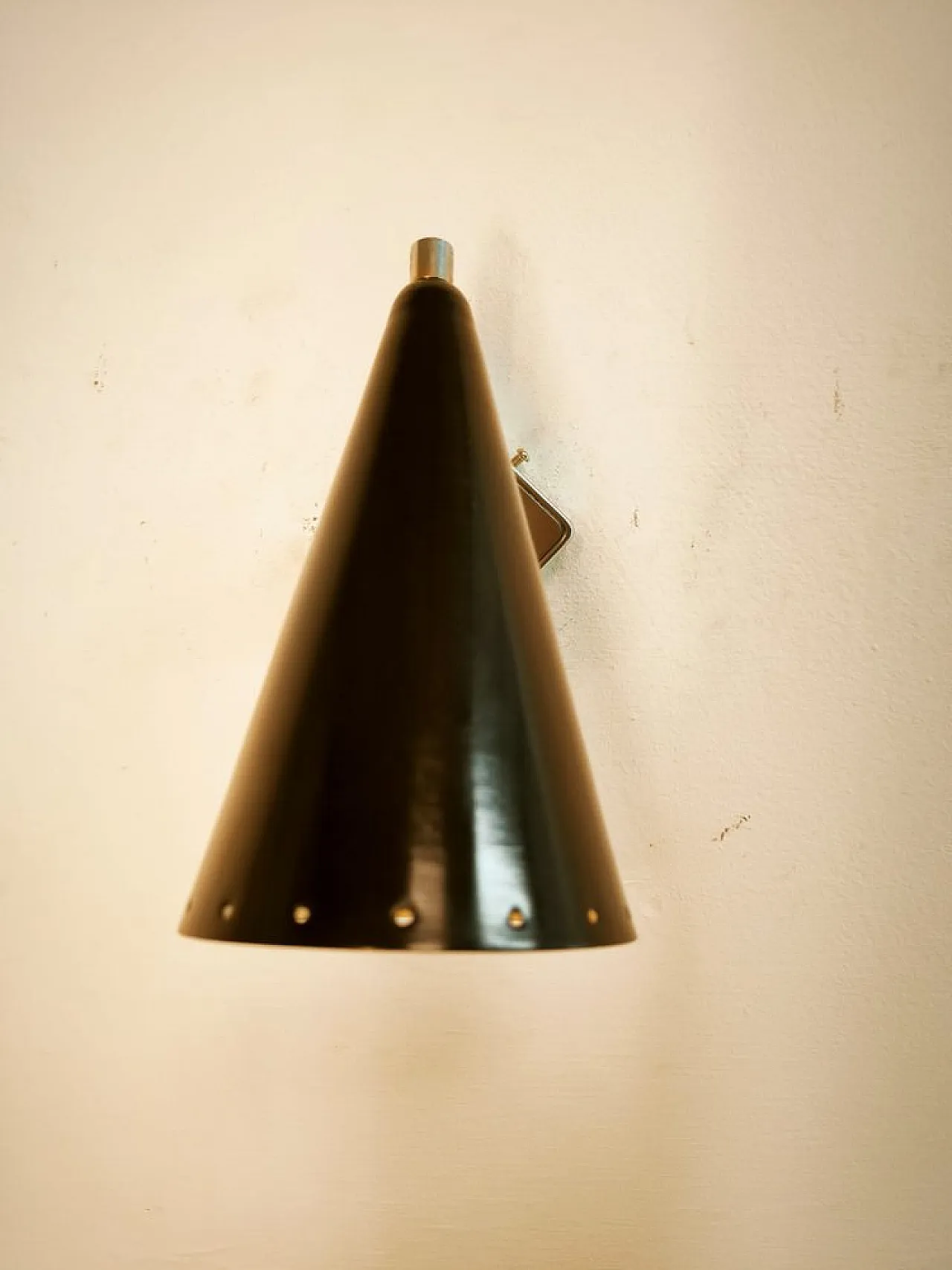 Wall light with adjustable joint and switch on base, 1960s 32