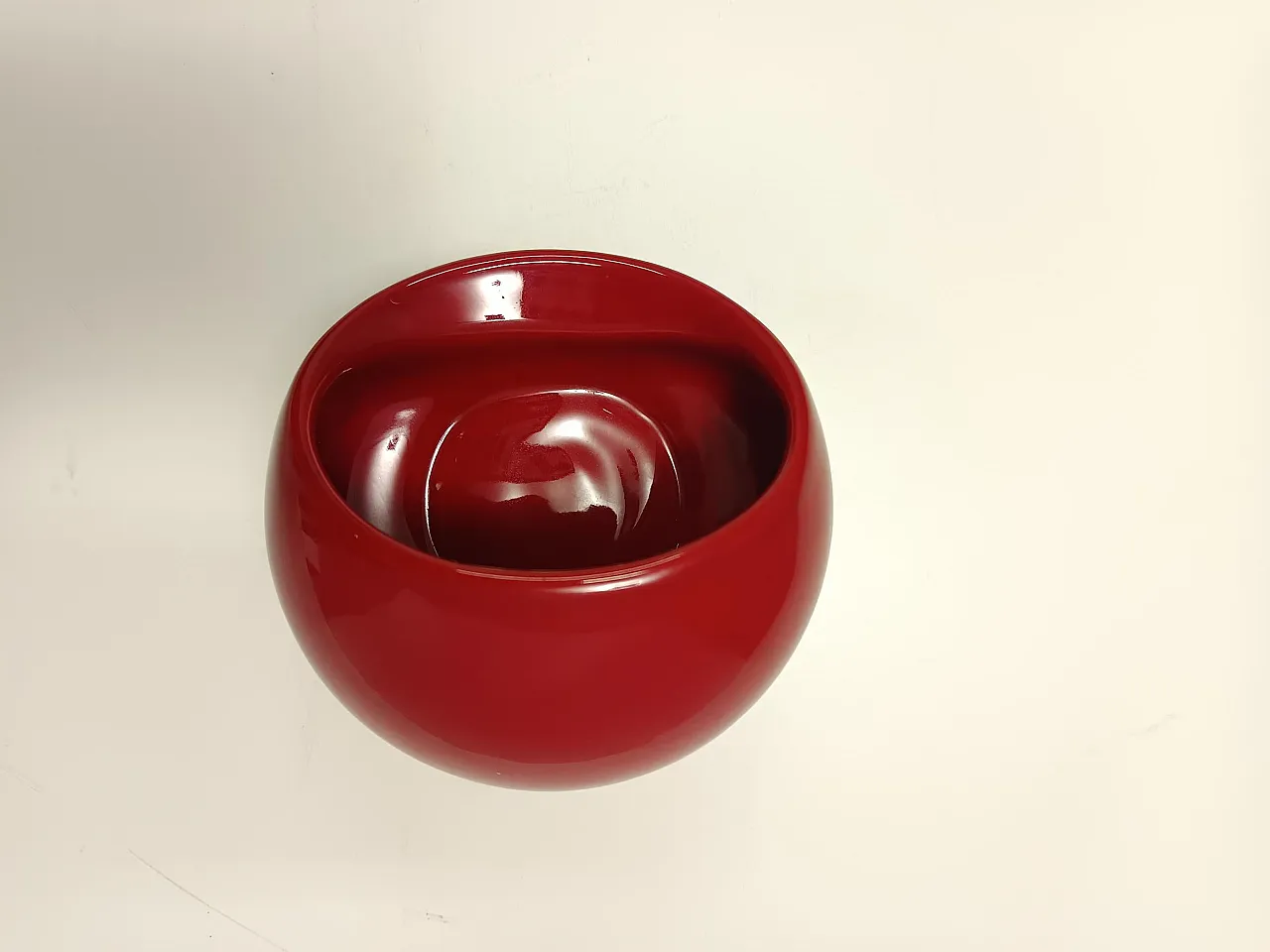 Posacenere sferico d'epoca in ceramica rossa di Gabbianelli, anni '70 7