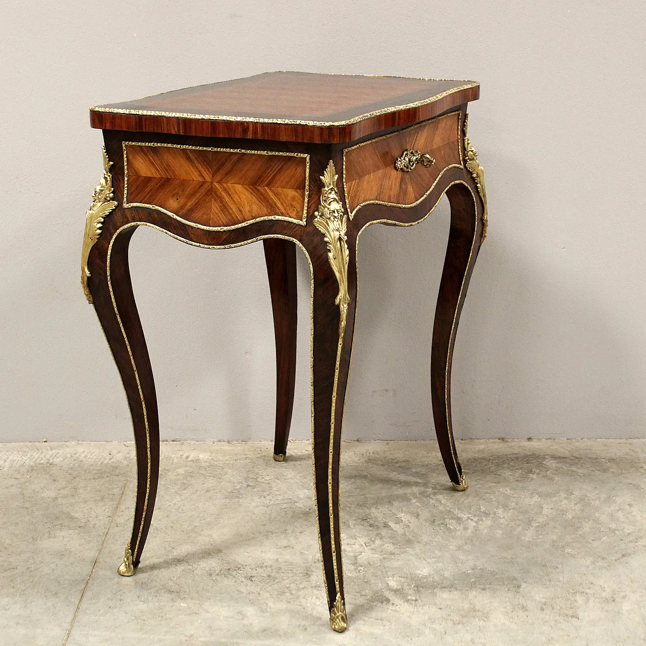 Napoleon III inlaid vanity table with gilded bronzes, 19th century 3