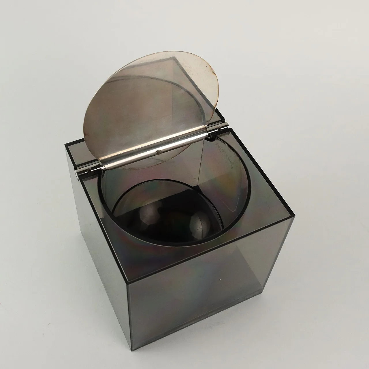 Ice bucket Design Cini & Nils plexiglas, 1980s 4