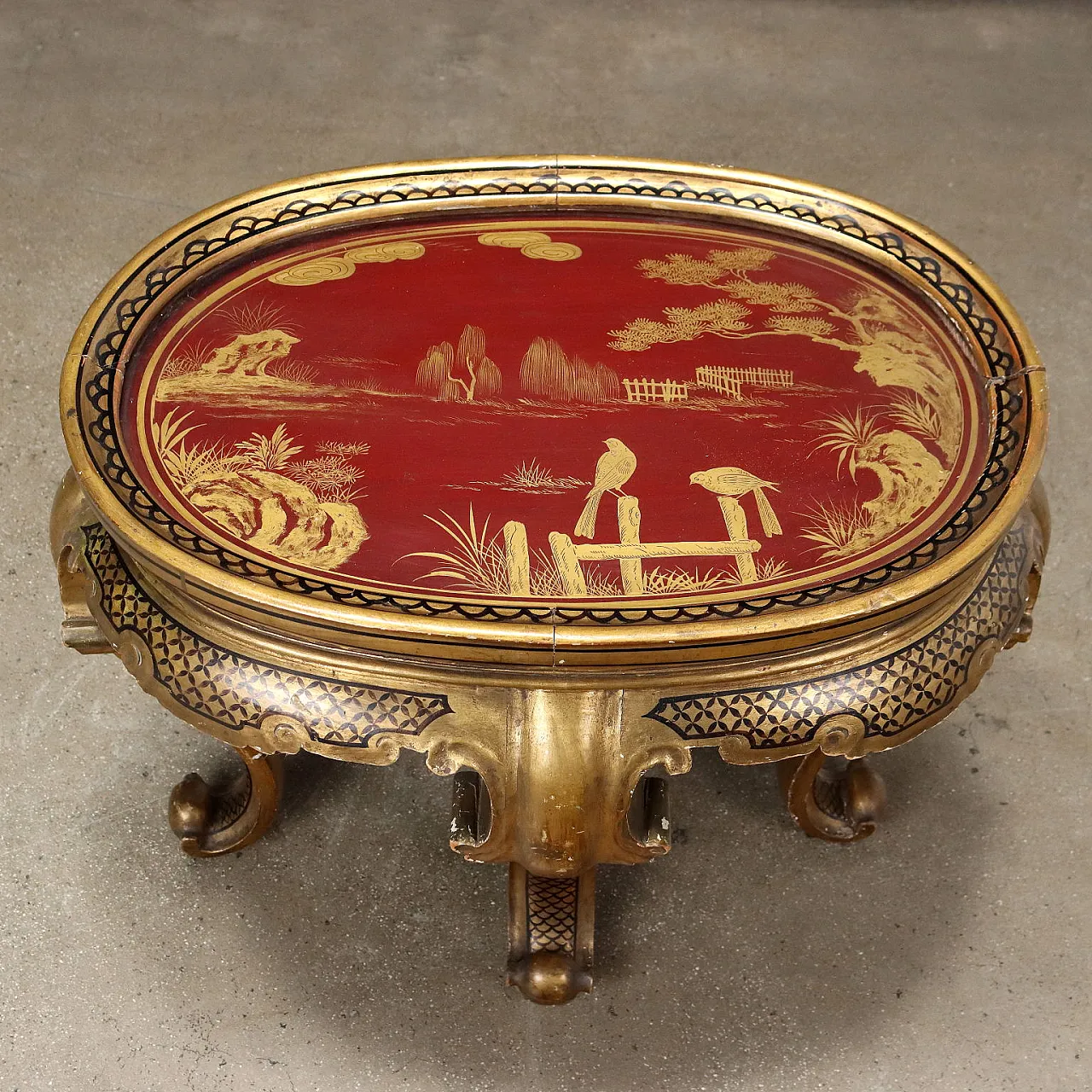 Lacquered wooden tray table, early 20th century 3