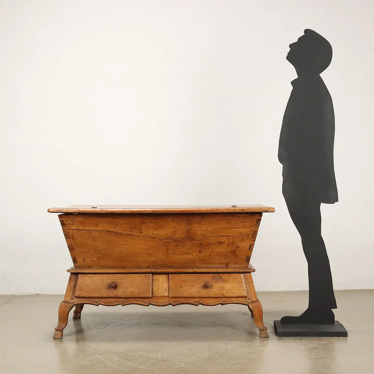 Cherry wood sideboard, late 18th century 2