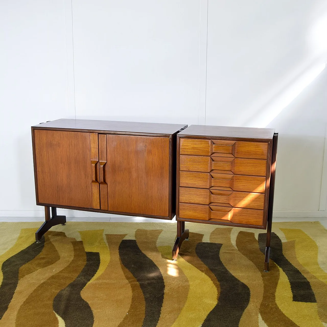 Teak sideboard with central drawers, 1960s 7