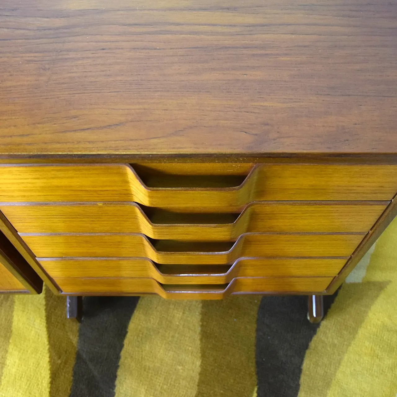 Teak sideboard with central drawers, 1960s 11