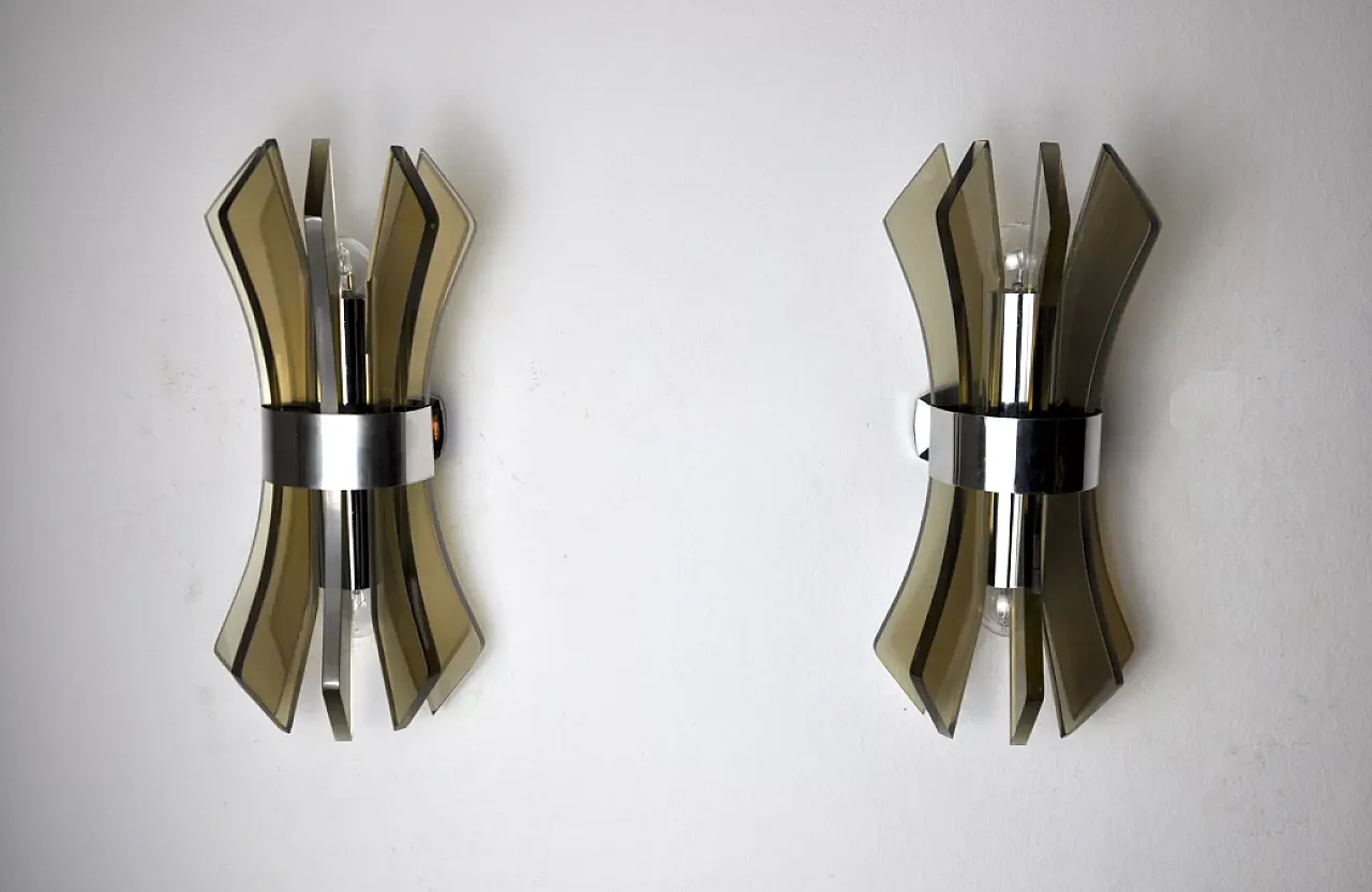 Pair of Veca Bakelite wall lights, 1970s 2