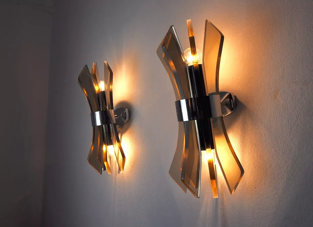 Pair of Veca Bakelite wall lights, 1970s 6