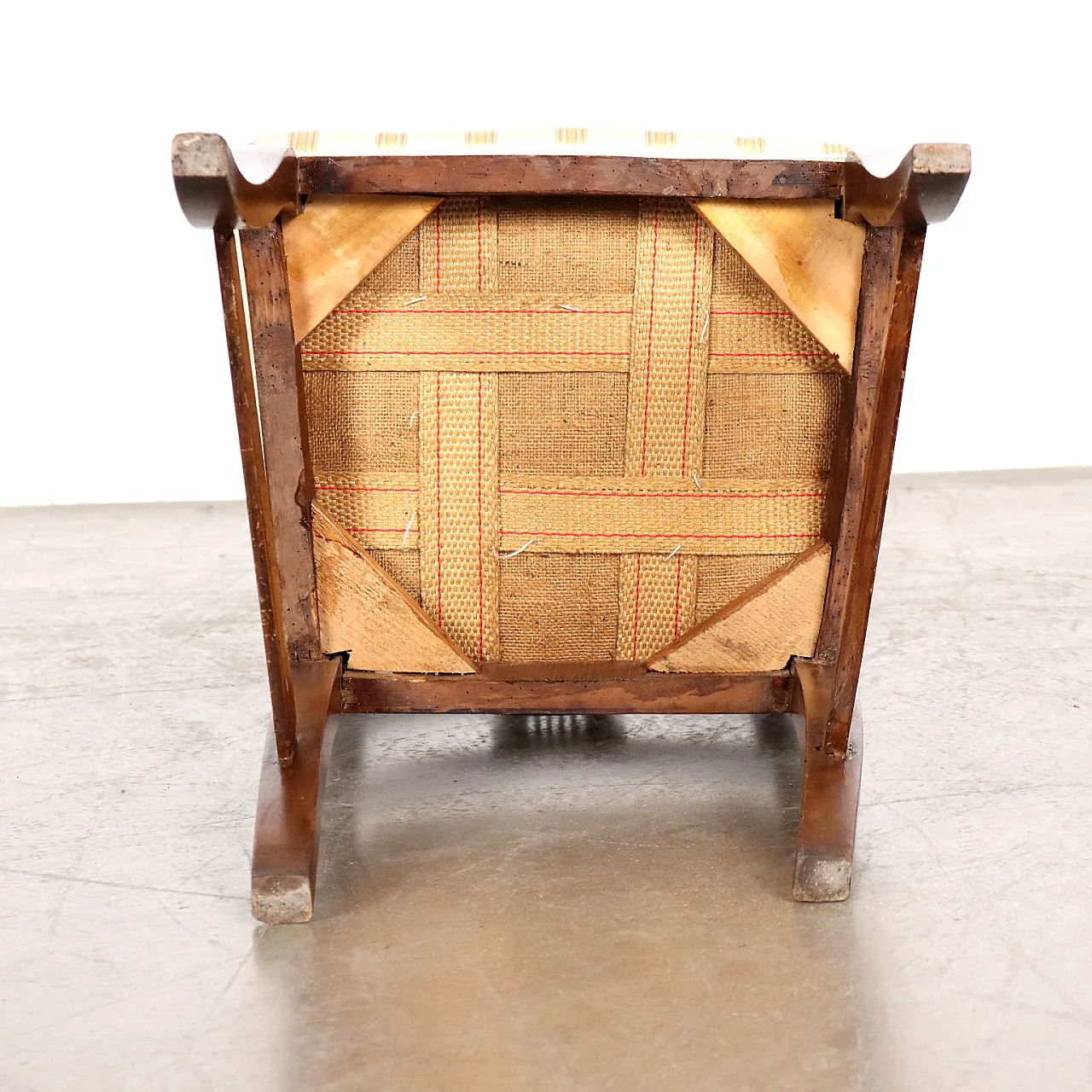 Pair of walnut Direttorio chairs, 18th century 7