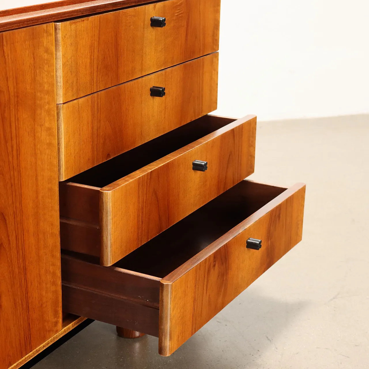 Credenza 809 di Gianfranco Frattini per Bernini, anni '60 5