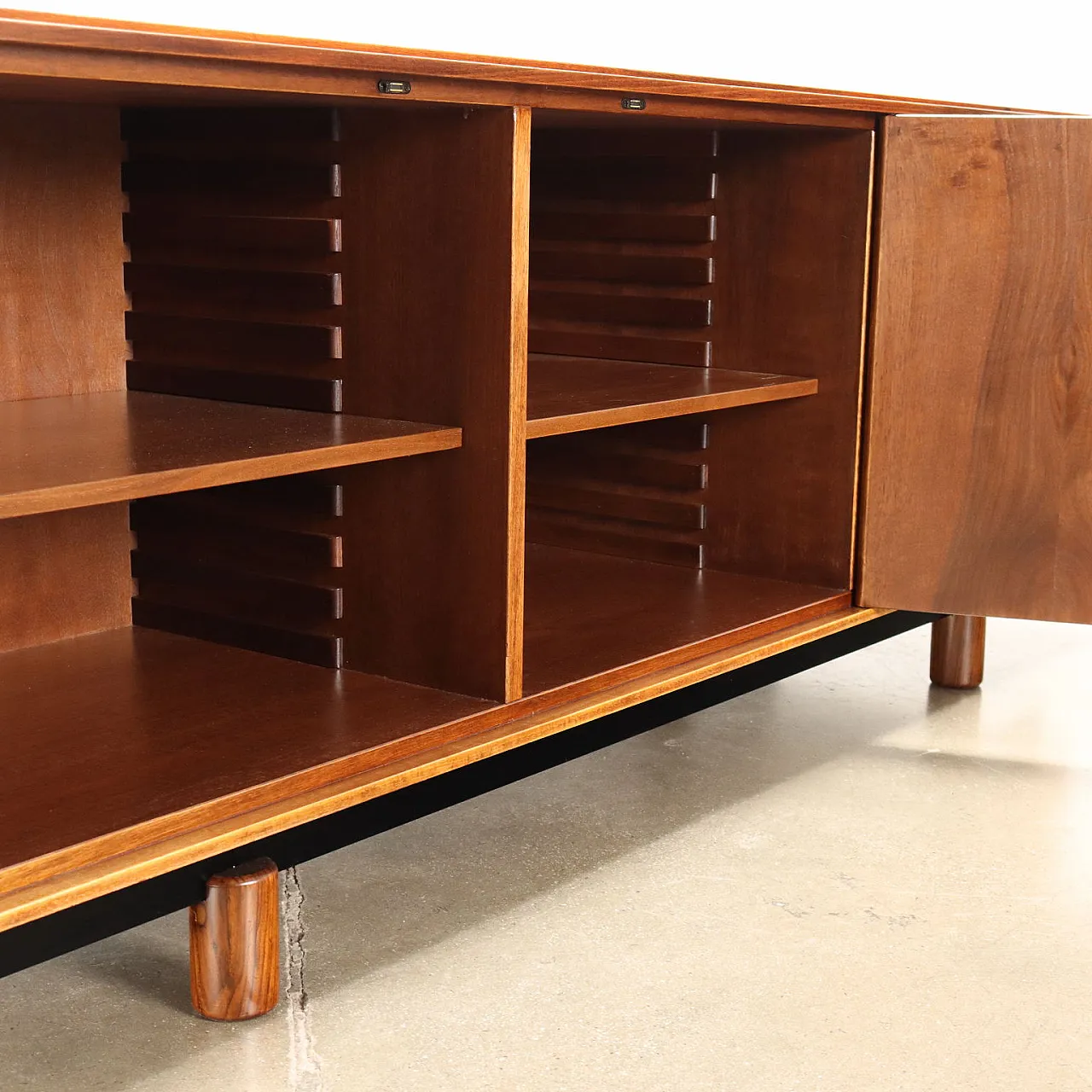 Credenza 809 di Gianfranco Frattini per Bernini, anni '60 6