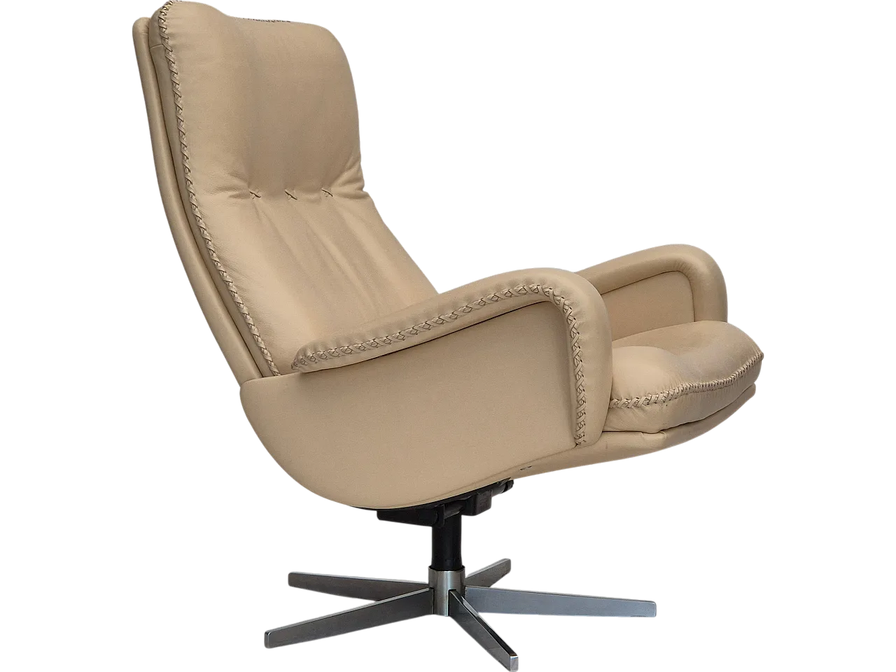 Swivel chair model S231 James Bond  by de Sede, 1970s 14